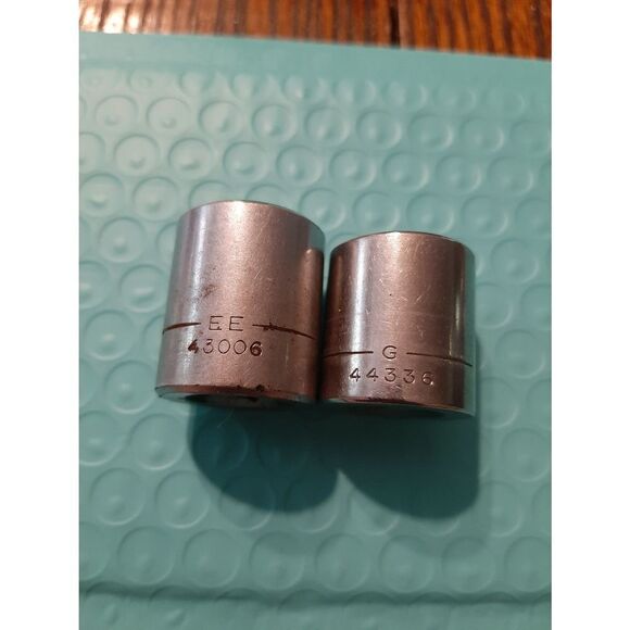 Vintage Craftsman Lot 2 11/16" 6 and 12 Point 3/8" Drive Sockets Tools - Picture 2 of 4